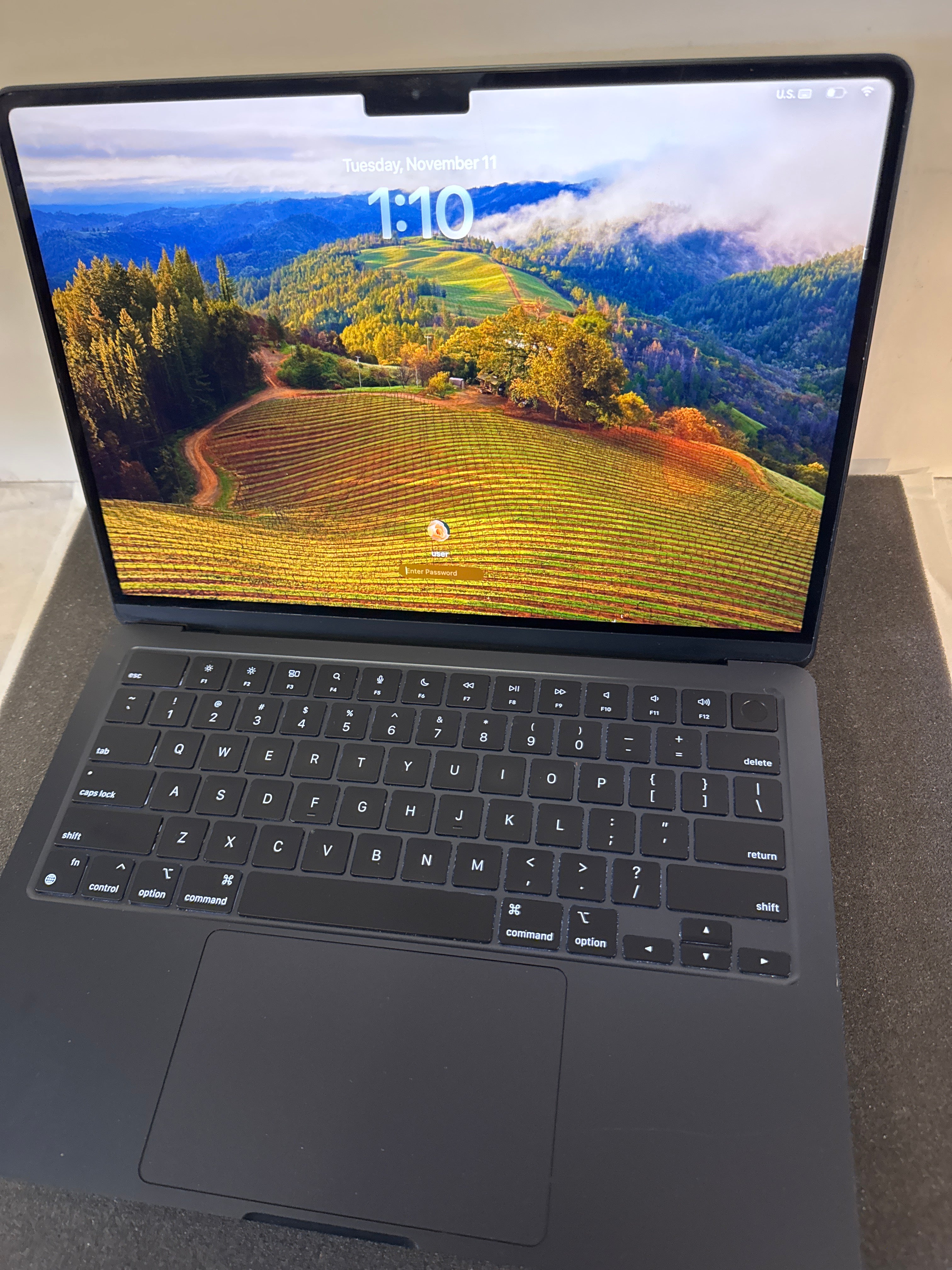 MacBook Air 13” M3 16/500