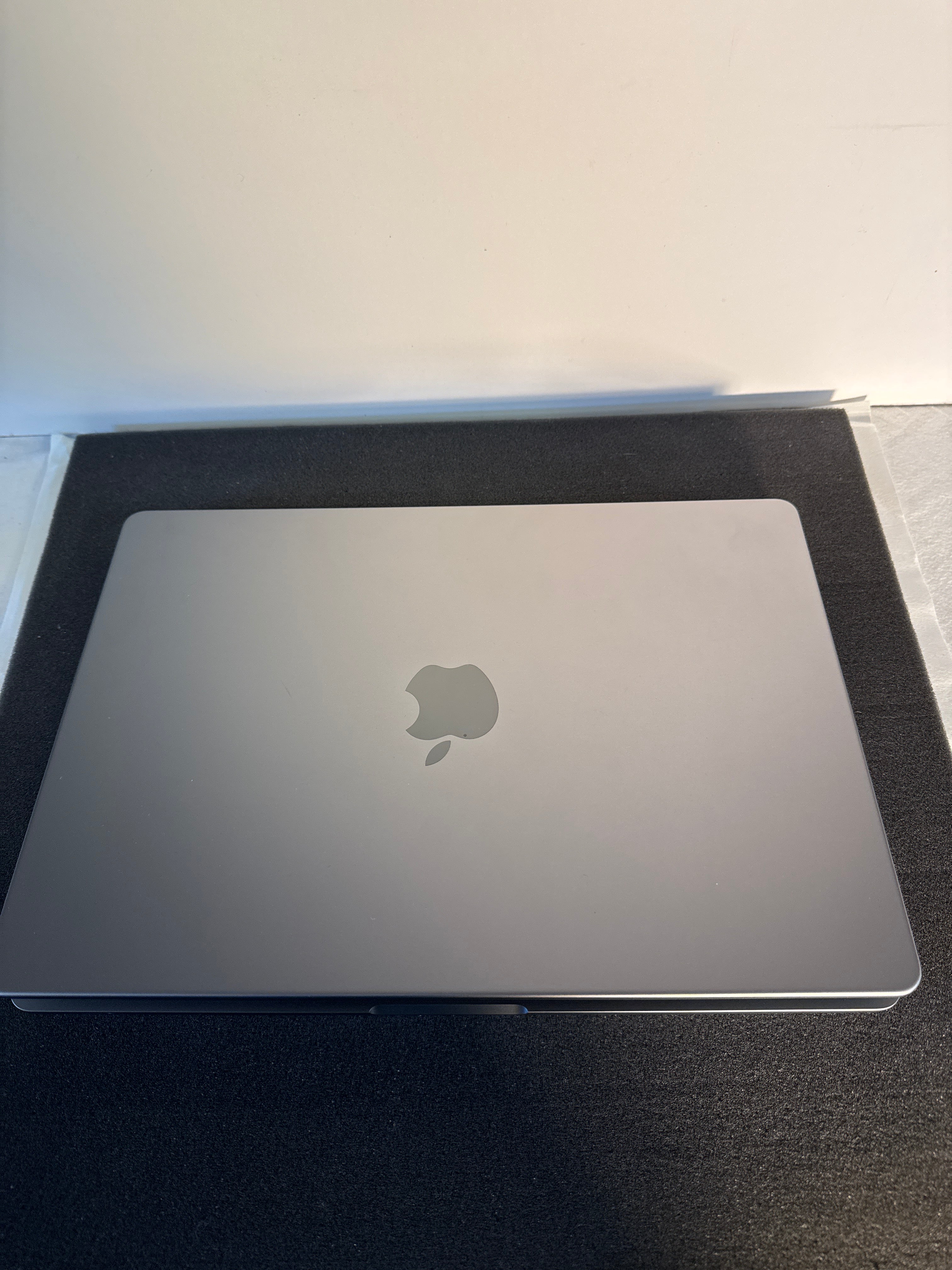 MacBook Pro 14” 2021 M1 Pro 16/500