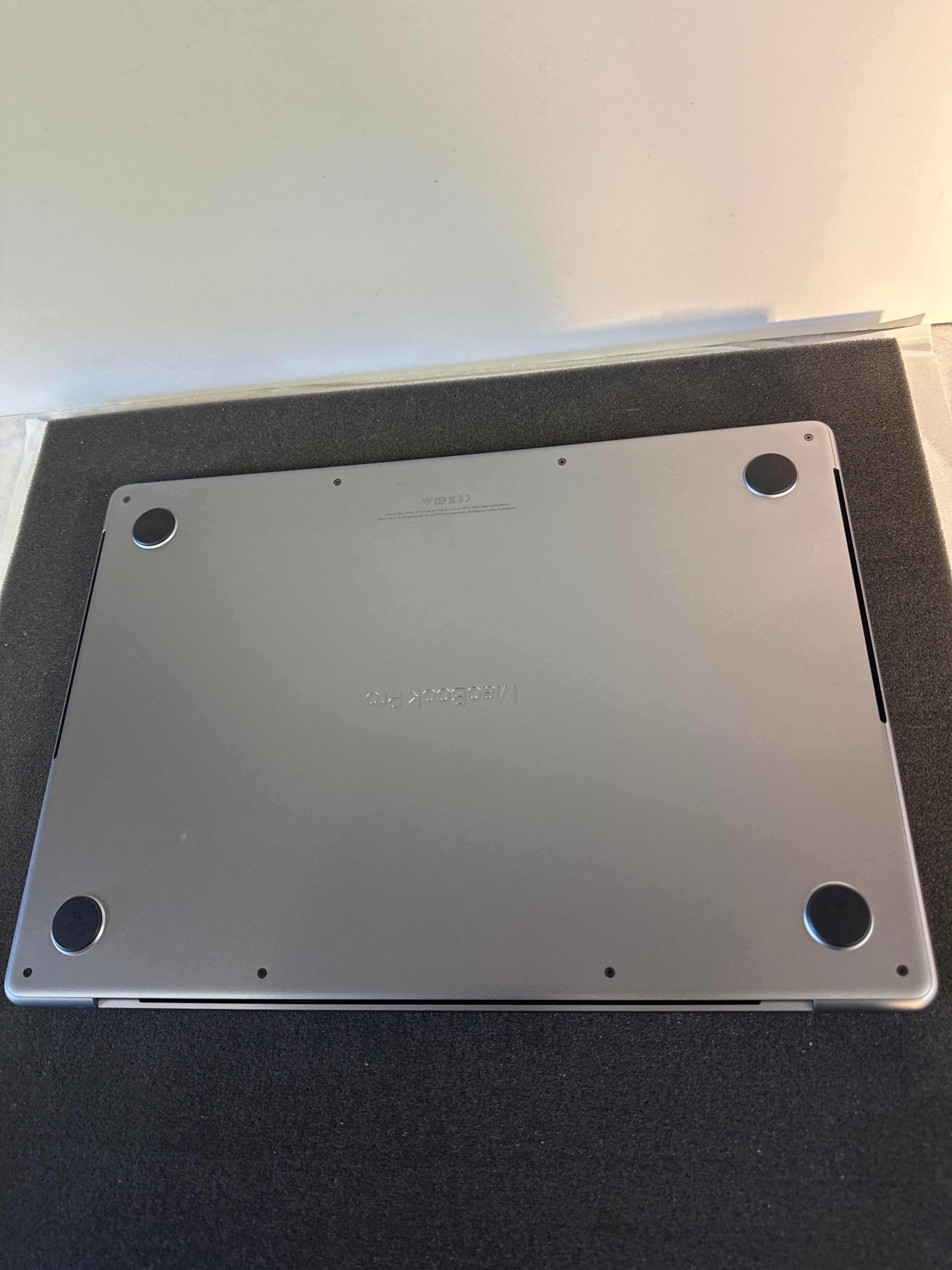 MacBook Pro 14” 2021 M1 Pro 16/500