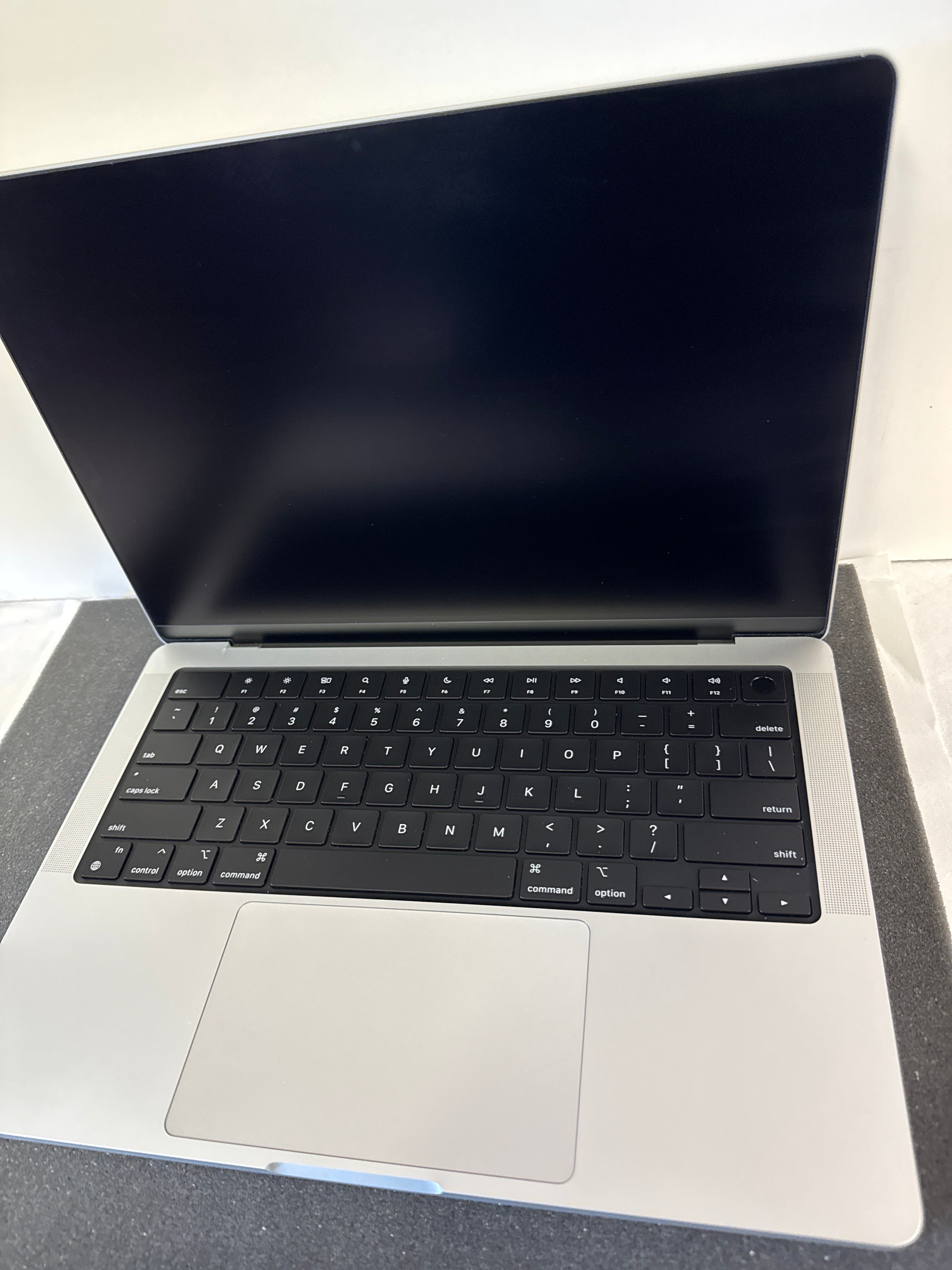 MacBook pro 14” 2024 M4 16/500
