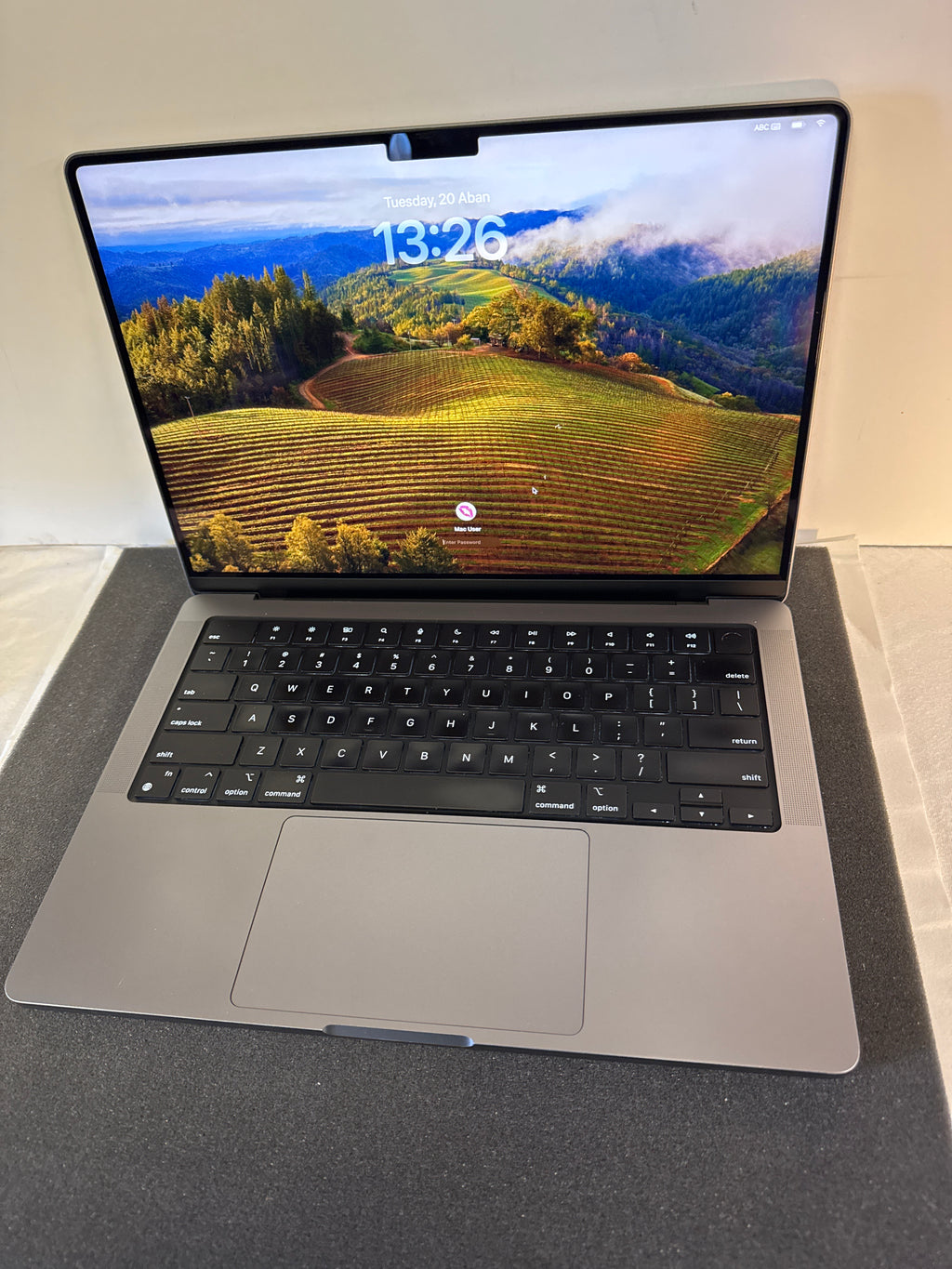 MacBook pro 14” 2023 M2 32/g00