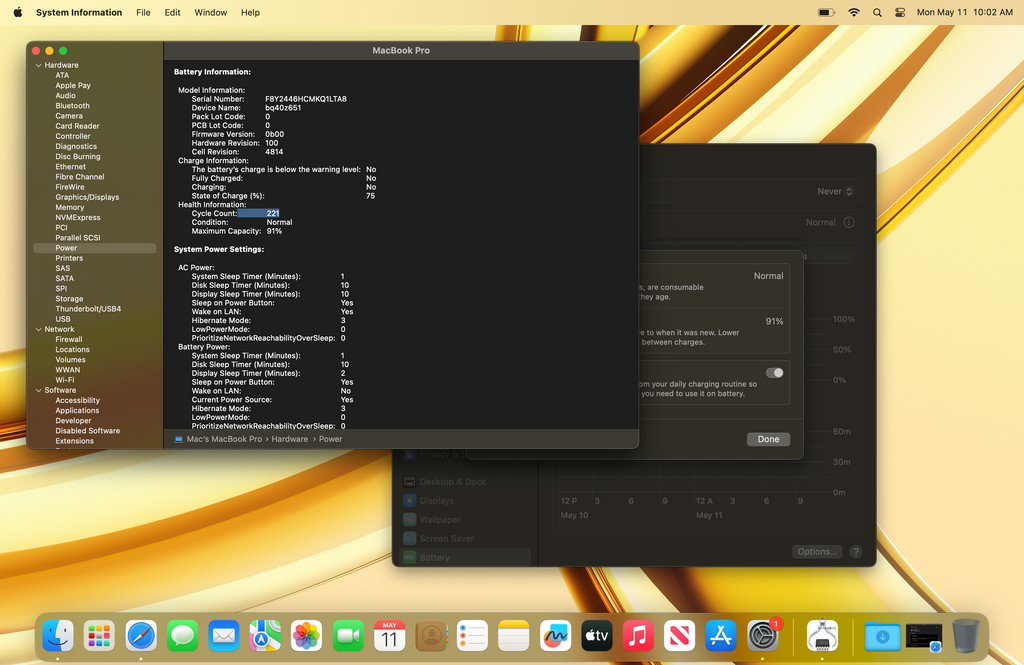 Macbook pro M1 pro 32/1TB space grey. Only 221 cycle on battery