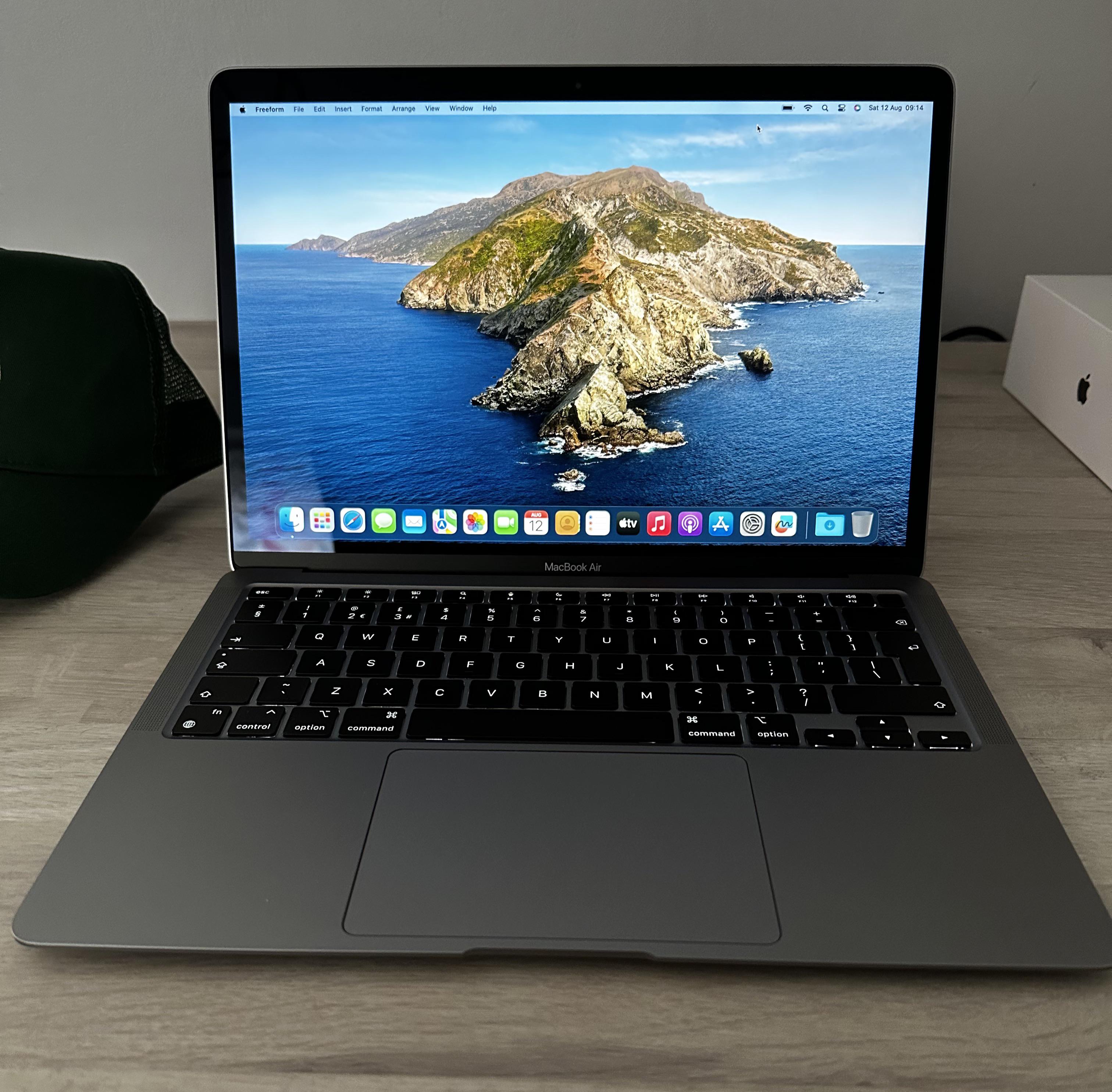Macbook Air 13” M1 16/256 space grey